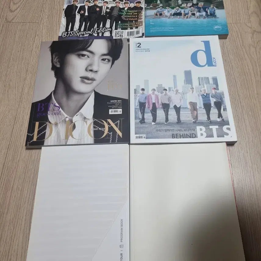 [BUNJANG] BTS Love Yourself Wings 2016 Summer Package Photobook, Concert Program Book, Magazine Bundle Set / 방탄 포토북 콘서트 프로그램북 잡지 일괄양도.  bts 럽셀 윙즈. 썸패