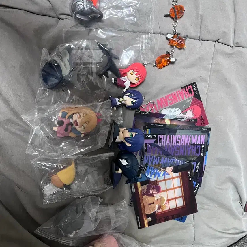 [BUNJANG] Chainsaw Man Manga Goods Figure Keychain Set / 체인소맨 만화 굿즈 피규어 키링 세트