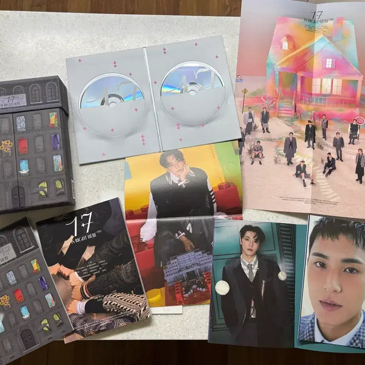 [BUNJANG] Seventeen 17 IS RIGHT HERE Album (Photocard Excluded) / 세븐틴 17 IS RIGHT HERE 앨범 포카없음