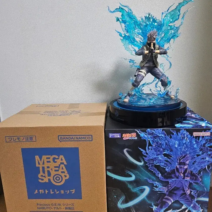 [BUNJANG] MegaHouse GEM Kakashi Susanoo Figure with LED Base / 메가하우스 gem 나루토 카카시 스사노오 피규어 (LED 베이스 O)