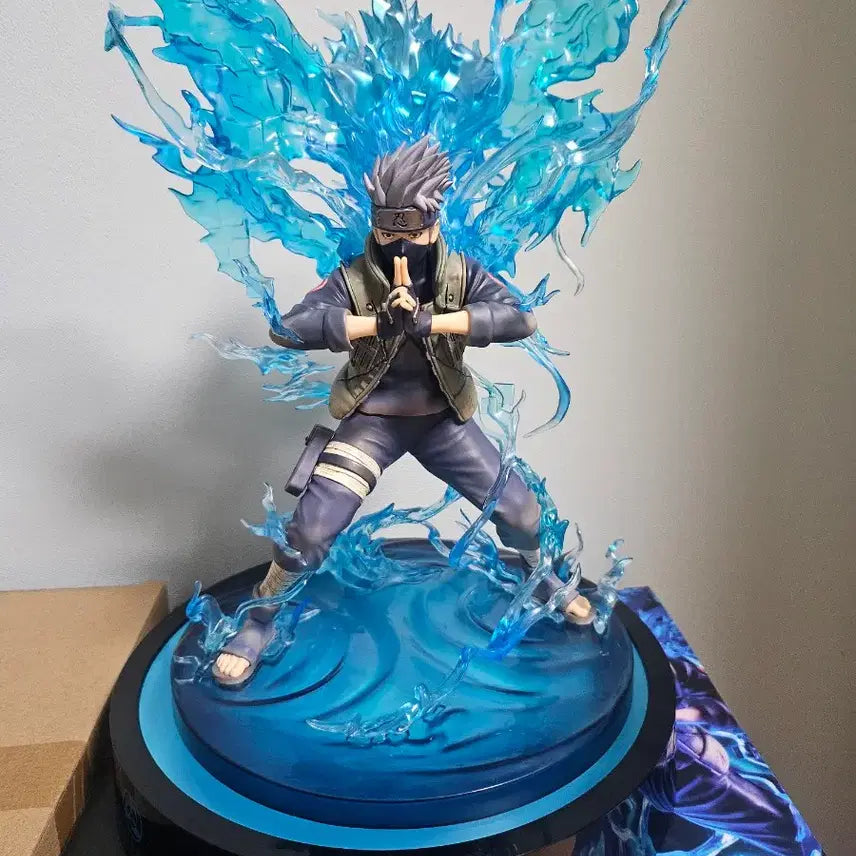 [BUNJANG] MegaHouse GEM Kakashi Susanoo Figure with LED Base / 메가하우스 gem 나루토 카카시 스사노오 피규어 (LED 베이스 O)
