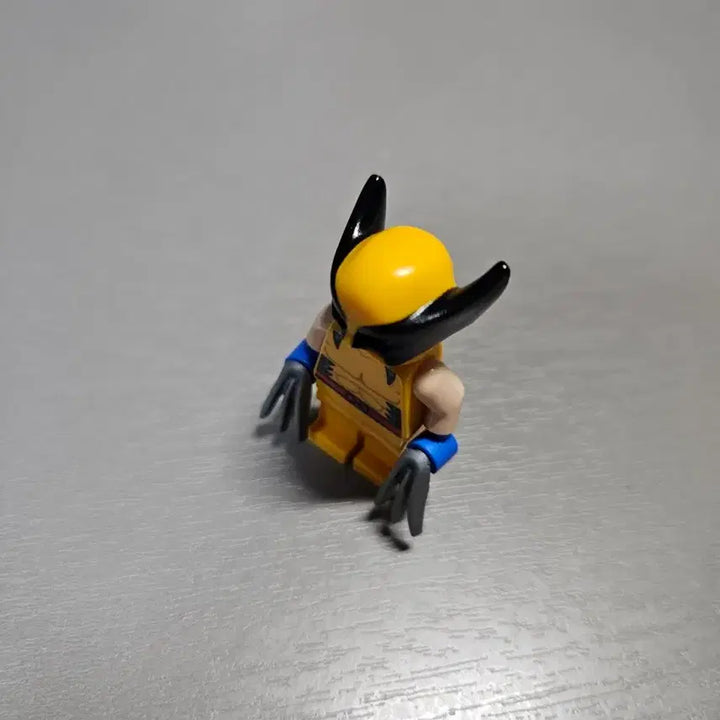 [BUNJANG] LEGO Wolverine Minifigure / 레고 울버린 미니피규어