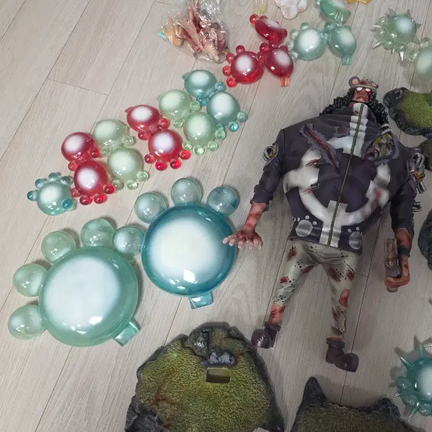 [BUNJANG] One Piece Bartholomew Kuma Resin Figure / 원피스 쿠마 레진 피규어