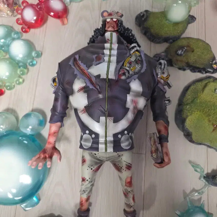 [BUNJANG] One Piece Bartholomew Kuma Resin Figure / 원피스 쿠마 레진 피규어