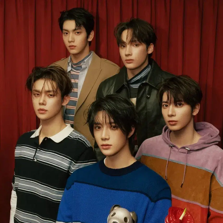 [BUNJANG] TXT GQ Korea Magazine (Group Cover) / (마지막 한권, 새상품) TXT 투바투 단체가 표지모델로 나온 지큐코리아 잡지양도