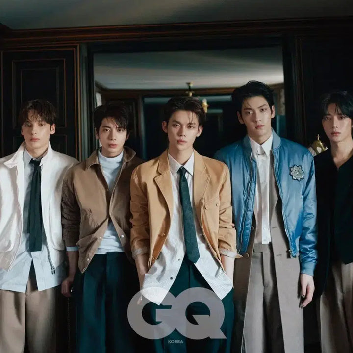 [BUNJANG] TXT GQ Korea Magazine (Group Cover) / (마지막 한권, 새상품) TXT 투바투 단체가 표지모델로 나온 지큐코리아 잡지양도