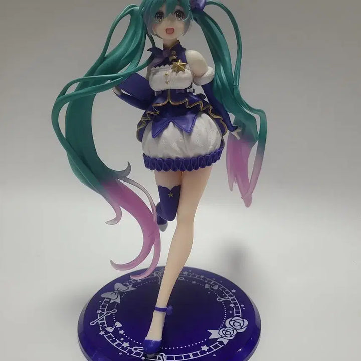 [BUNJANG] Hatsune Miku Starlight Uniform Figure / 하츠네 미쿠 피규어 -별빛의상