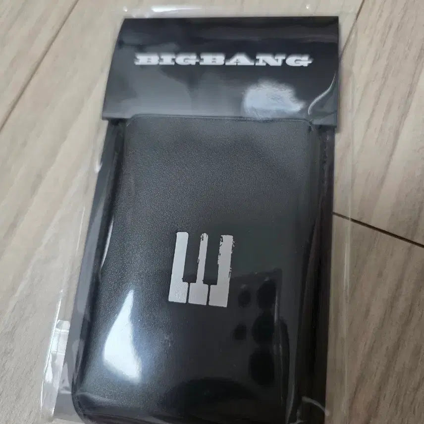 [BUNJANG] Big Bang 20th Anniversary Card Holder (Sealed) / 빅뱅 20주년 카드지갑 미개봉