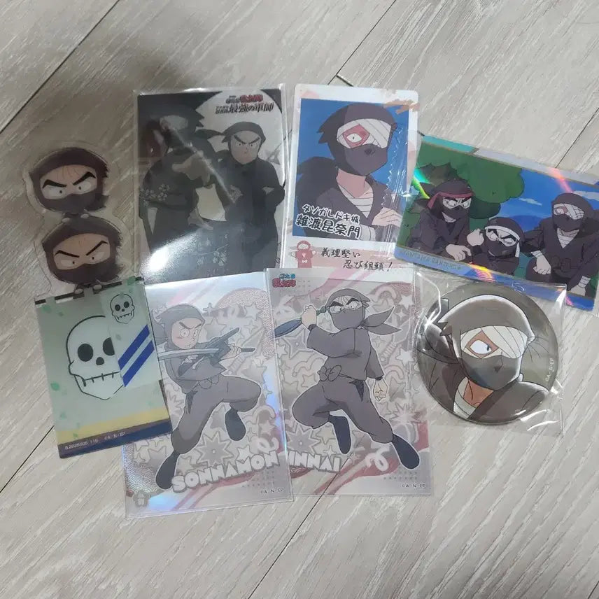 [BUNJANG] Nintama Rantarō Tasogaredoki Zatto Sonnamon Character Badge &amp; Paper Bundle Set / 닌타마 란타로 타소가레도키 잣토 콘나몬, 모로이즈마 손나몬 배지, 지류 일괄