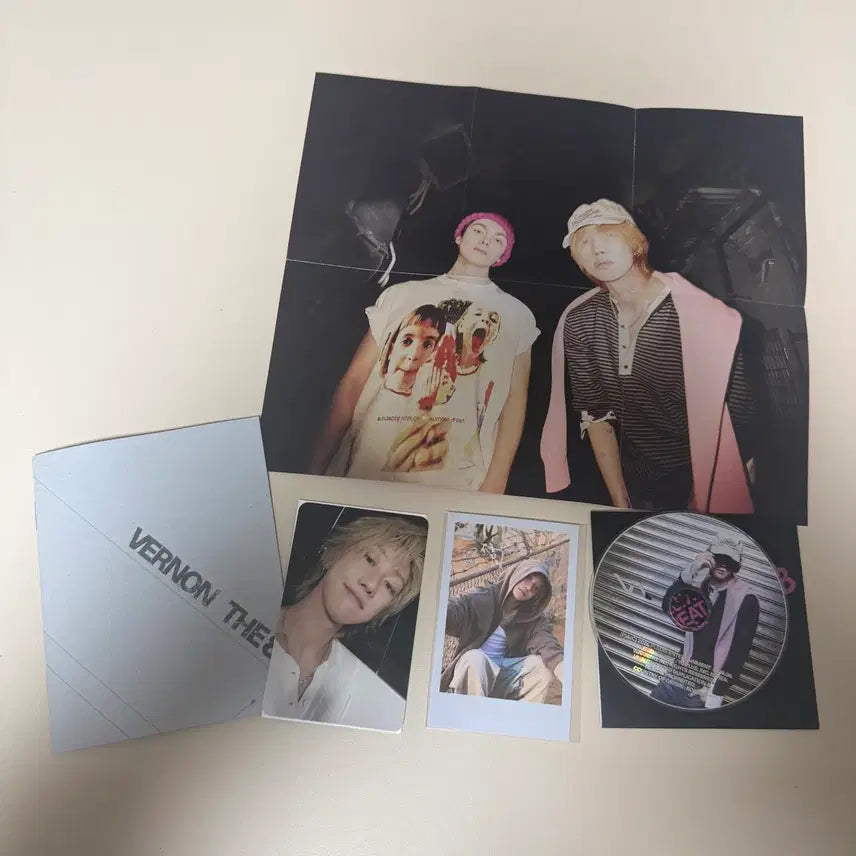 [BUNJANG] SEVENTEEN Vernon The8 V8 Compact Album with Aladdin POB / V8 컴팩트 세븐틴 버논 THE8 앨범(알라딘 특전 포함)