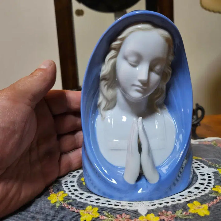 [BUNJANG] 1960s Old Vintage East German Lippelsdorf Porcelain Praying Madonna Figurine / 1960년대 올드 빈티지  독일(동독)산 리펠스도르프 기도하는 포쉐린 성모상.