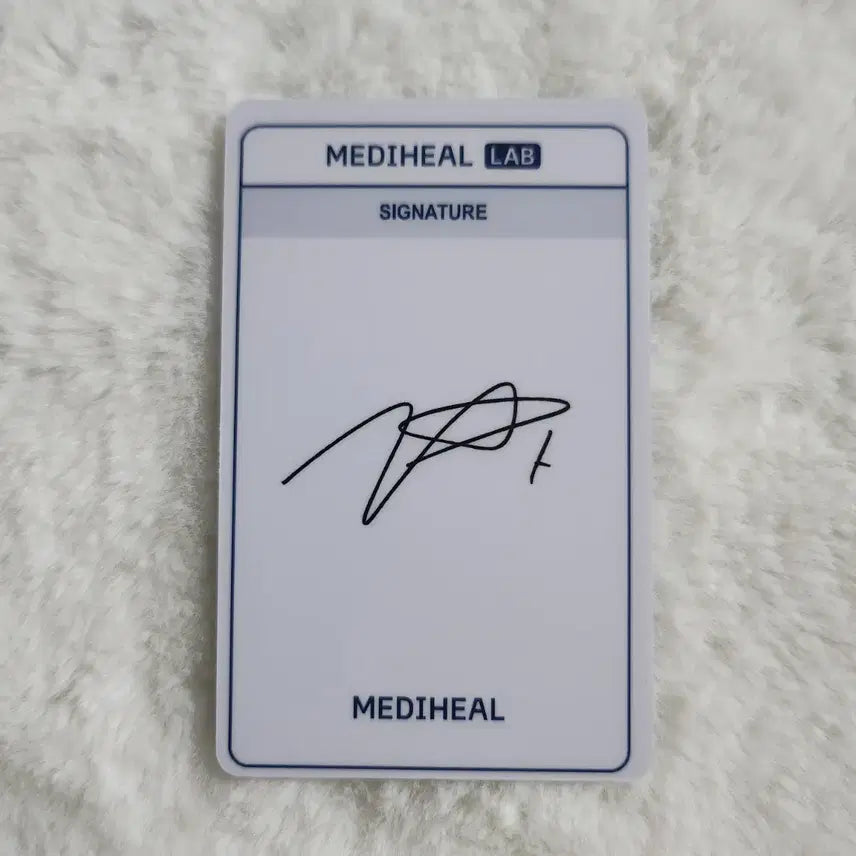 [BUNJANG] PlaYve Medihill Researcher ID Card Noah / 플레이브 메디힐 사원증 연구원증 노아