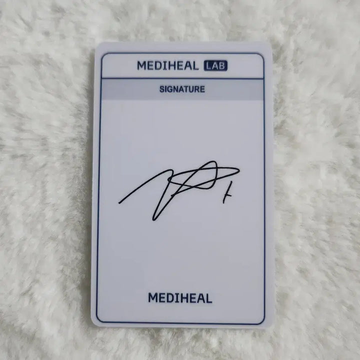 [BUNJANG] PlaYve Medihill Researcher ID Card Noah / 플레이브 메디힐 사원증 연구원증 노아