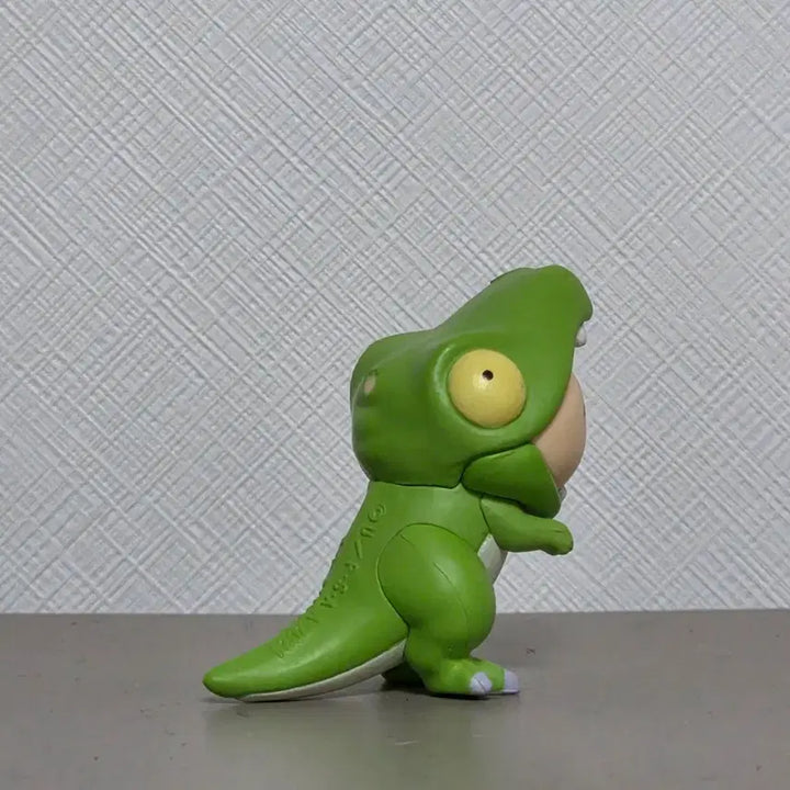[BUNJANG] Bandai Crayon Shin-chan Our Dinosaur Diary Nara-Bundess Gacha Figure Huni / 반다이 짱구는 못말려 우리들의 공룡일기 나란히 줄서요 나라분데스 가챠 피규어 훈이