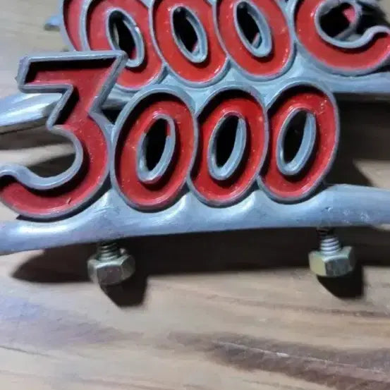 [BUNJANG] Korean Modern History Emblem Red / 근현대사 3000 엠블럼 레드
