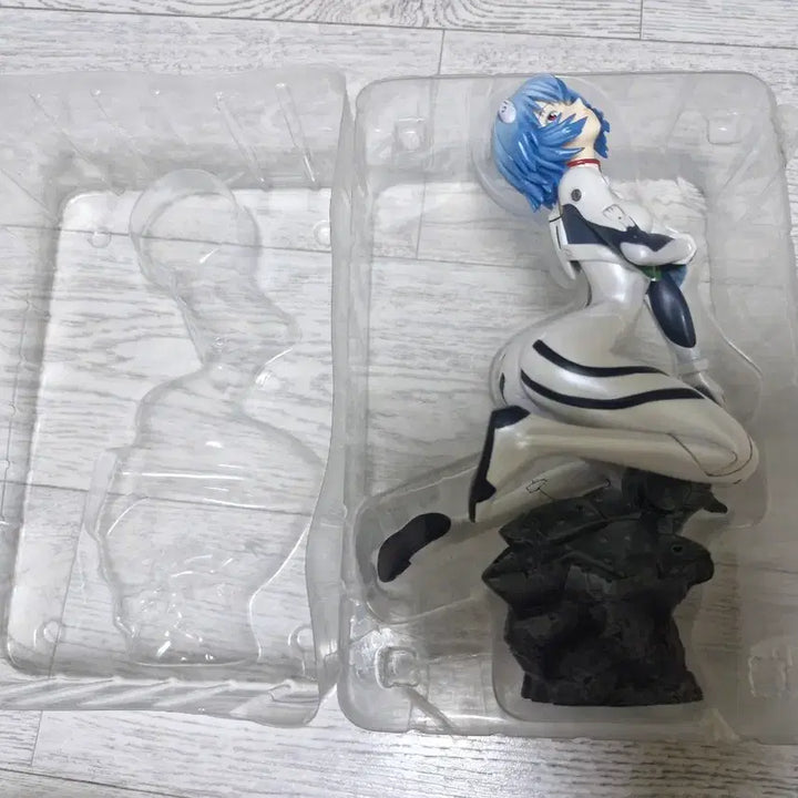 [BUNJANG] Kotobukiya Evangelion Ayanami Rei 1/7 Scale Figure / 코토부키야 에반게리온 피규어 아야나미 레이 1/7 스케일