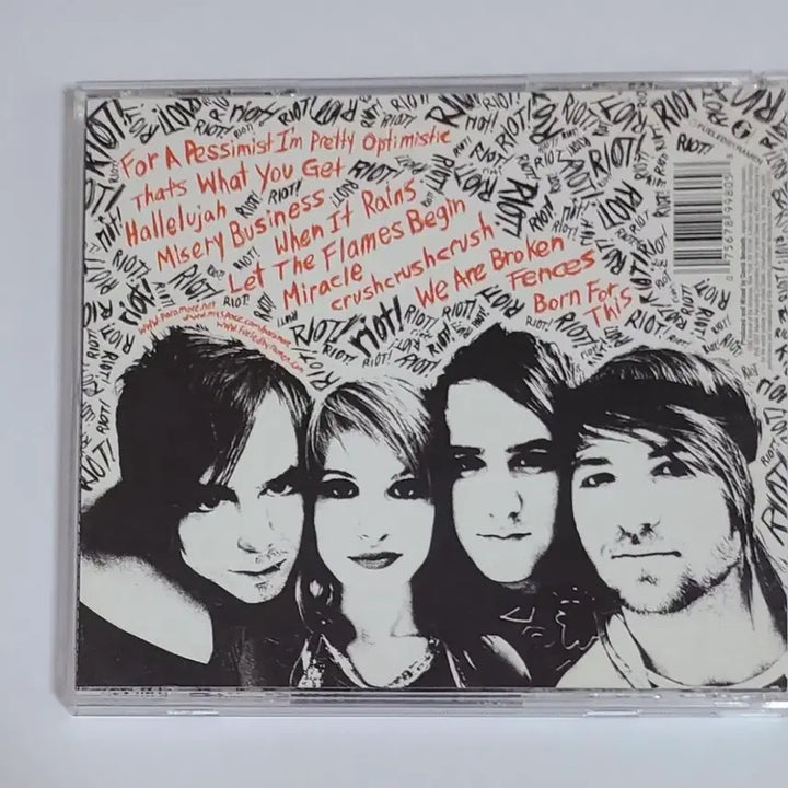 [BUNJANG] Paramore Riot! CD / 파라모어 Riot 앨범 시디 CD