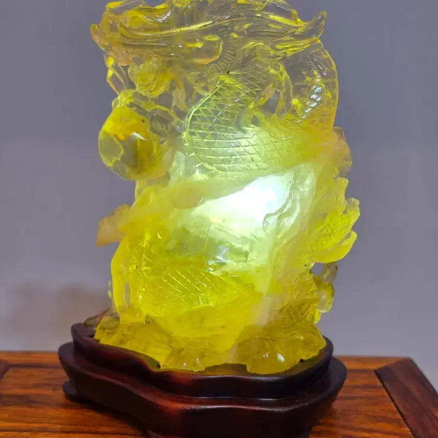 [BUNJANG] Yellow Agate Dragon Carving Mineral Stone / 26082510 좋은 기운을 주고 섬세한 조각이  예술인 황수정 용조각  광물 수석 팝니다