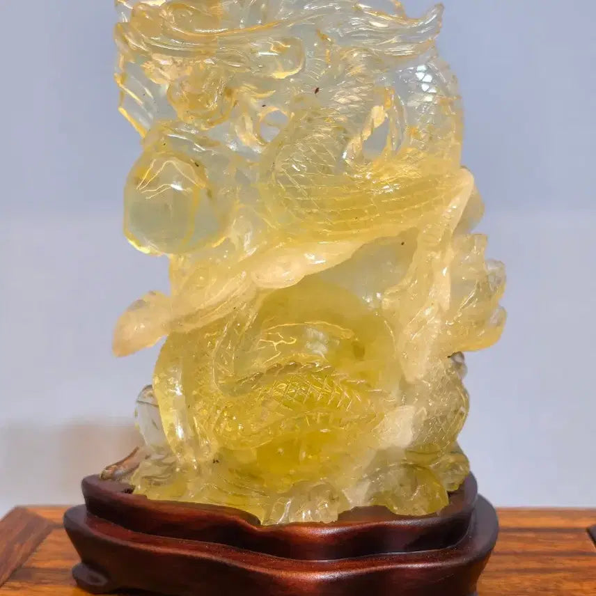 [BUNJANG] Yellow Agate Dragon Carving Mineral Stone / 26082510 좋은 기운을 주고 섬세한 조각이  예술인 황수정 용조각  광물 수석 팝니다