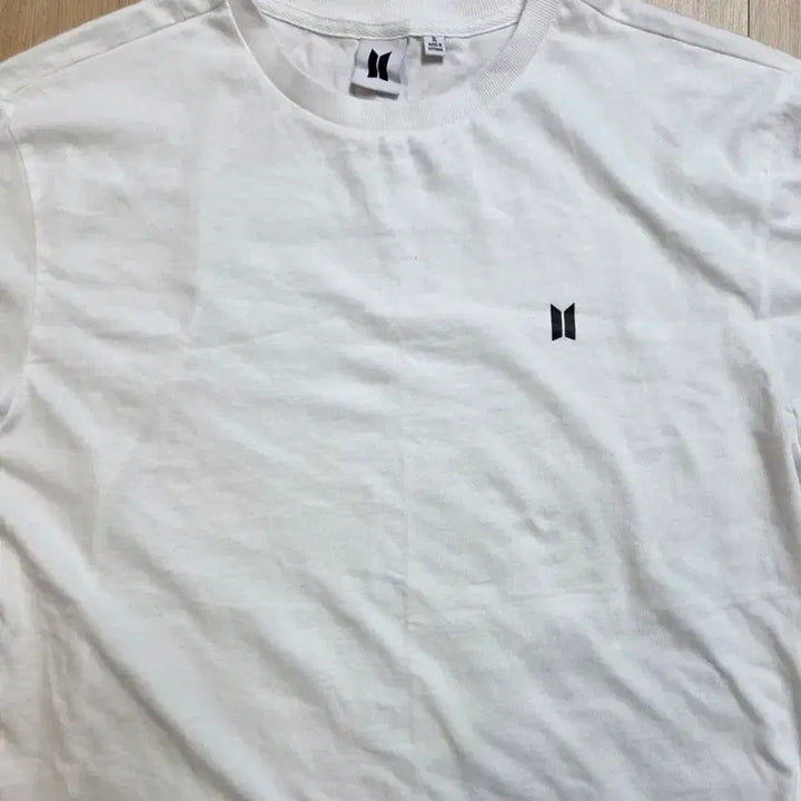 [BUNJANG] BTS Bangtan Boys Big Hit Entertainment Complete Group Short Sleeve T-Shirt (Size 105) / 미사용 빅히트 BTS 굿즈 반팔티 105사이즈 (줄자사진 참고)