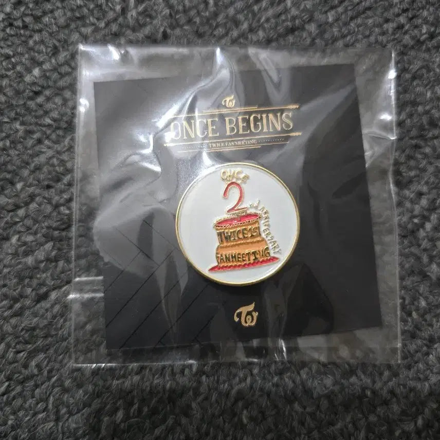 [BUNJANG] TWICE ONCE BEGINS Fan Meeting Commemorative Badge / 트와이스 ONCE BEGINS 팬미팅 기념 뱃지