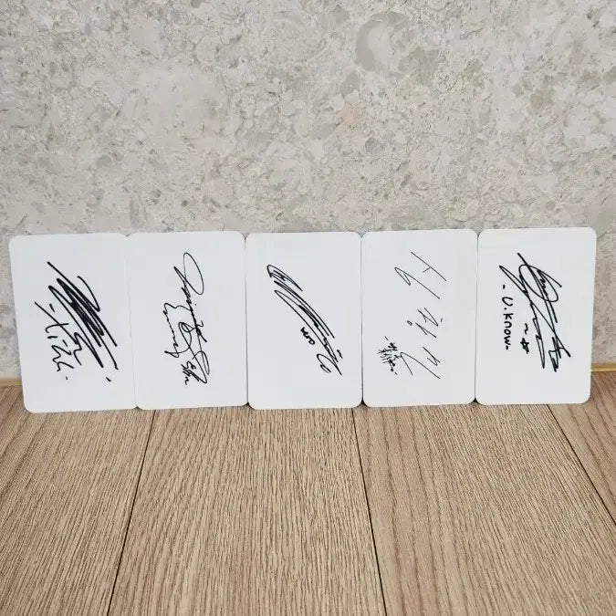 [BUNJANG] TVXQ! 5 Members Fanmade Photocard Set (Autographed Back) / [팬메이드] 동방신기 5인 고화질 포토카드 5종 세트 (사인 뒷면)