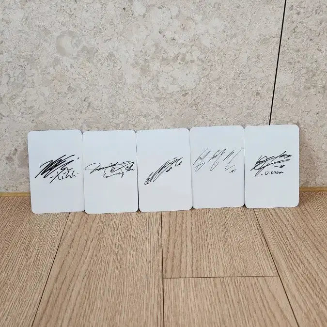 [BUNJANG] TVXQ! 5 Members Fanmade Photocard Set (Autographed Back) / [팬메이드] 동방신기 5인 고화질 포토카드 5종 세트 (사인 뒷면)