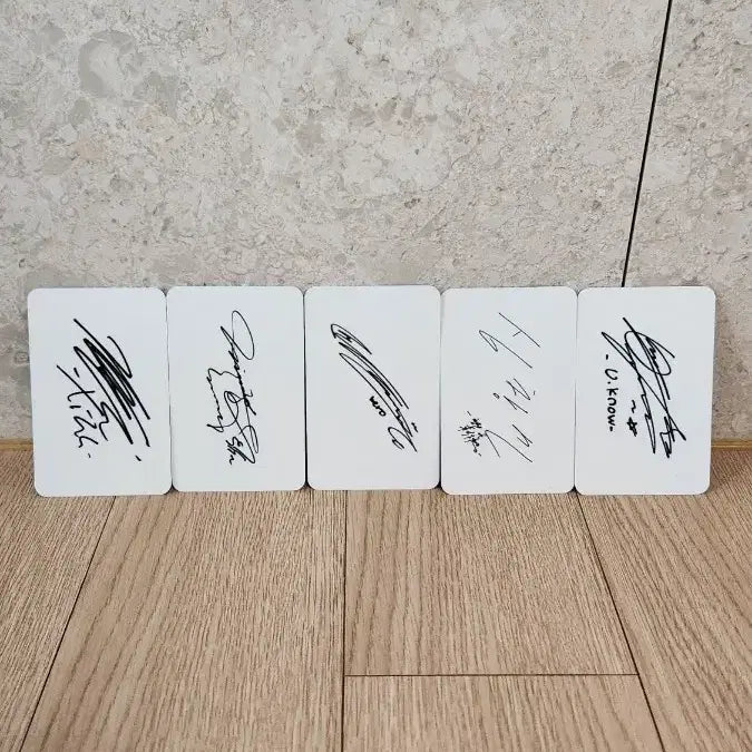 [BUNJANG] TVXQ! 5 Members Fanmade Photocard Set (Autographed Back) / [팬메이드] 동방신기 5인 고화질 포토카드 5종 세트 (사인 뒷면)