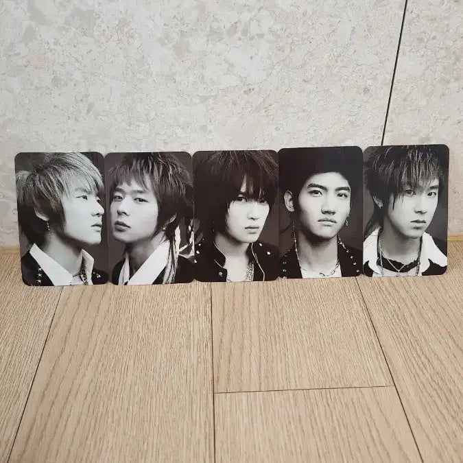 [BUNJANG] TVXQ! 5 Members Fan-Made Photocard Set (Signed Back) / [팬메이드] 동방신기 5인 고화질 포토카드 5종 세트 (사인 뒷면)
