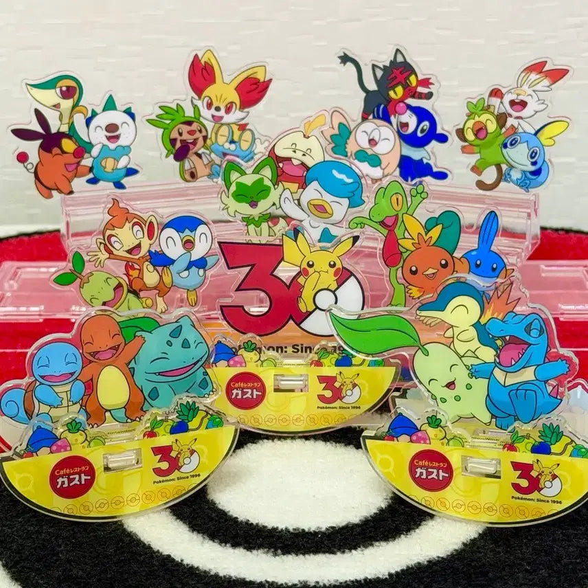 [BUNJANG] Pokemon 30th Anniversary Gasto Collaboration Acrylic Standee (7th &amp; 8th Gen Starters) / 일괄, 개별가능) 포켓몬 30주년 아크릴 가스토 콜라보 78 세대 스타팅 나몰빼미 누리공 염버니 울머기  등