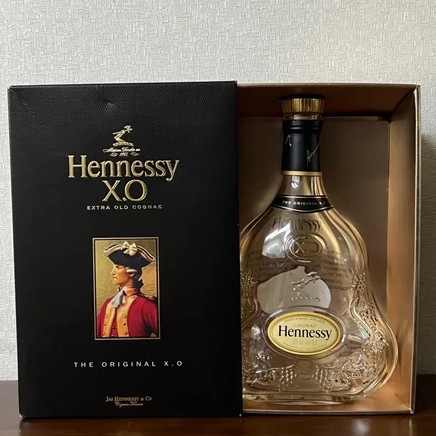[BUNJANG] Hennessy XO Empty Bottle / 헤네시 XO 공병