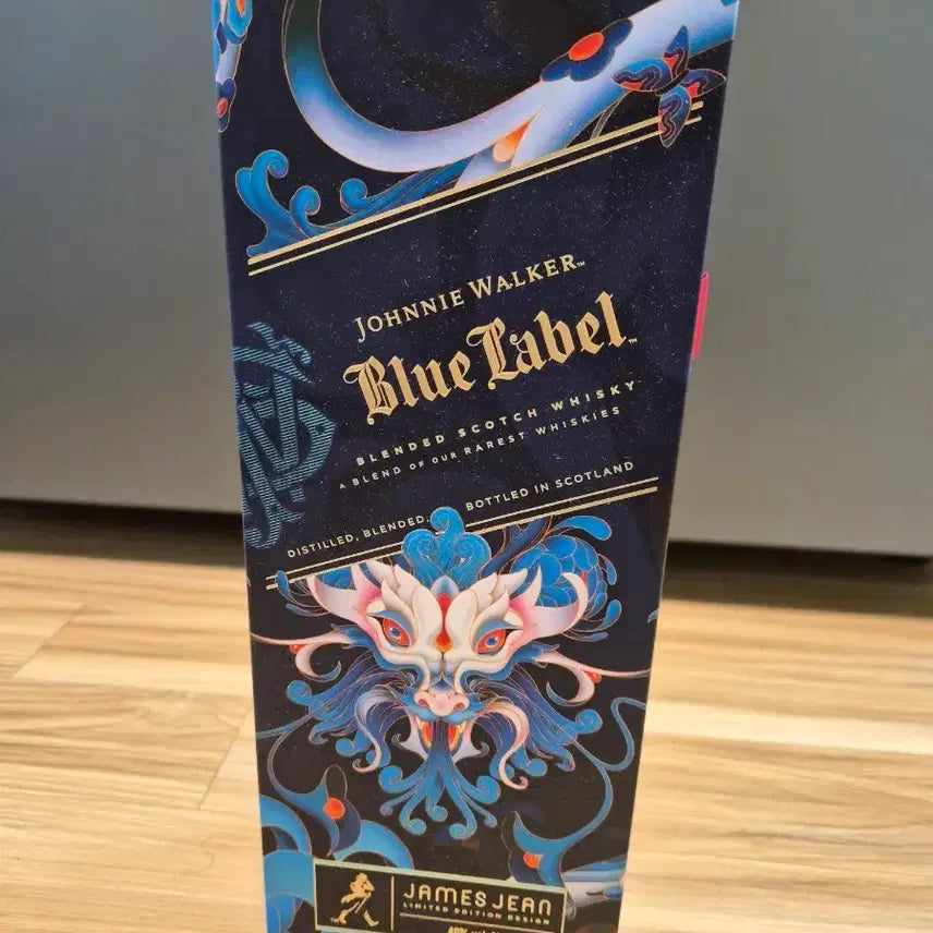 [BUNJANG] Johnnie Walker Blue Label James Jean Limited Edition 1L / 조니워커 블루라벨 제임스장 리미티드 에디션 1L