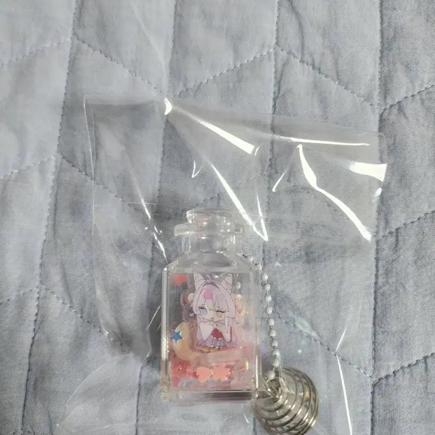 [BUNJANG] Stellive Shibuki Sawa Bottle Keychain / 스텔라이브 시부키 소원 병 키링