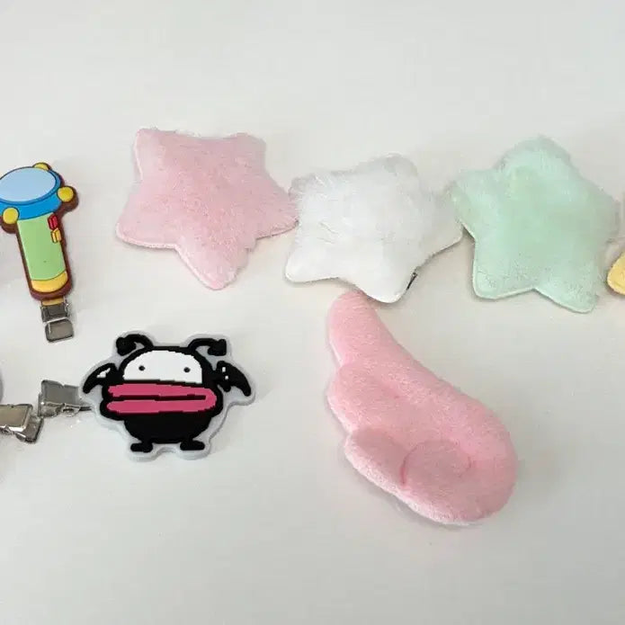 [BUNJANG] Tamagotchi Doraemon Star Pin Hair Clip Gacha Bundle Set / 일본 삔 헤어핀 가챠 다마고치 도라에몽 별핀 일괄 판매