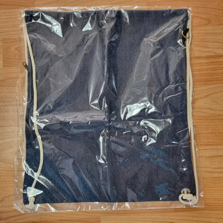 [BUNJANG] Aespa Karina (Yoo Jimin) Gym Sack (Sealed) / 비공굿 에스파 카리나 유지민 짐색 미개봉 양도