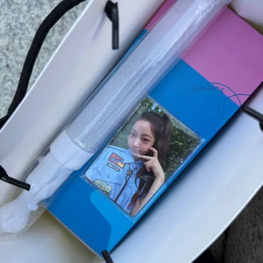 [BUNJANG] TWICE Showcase Photocard Set, Lightstick, Tumbler Bundle Set / 튜이드 쇼케이스 역조공 일괄 양도