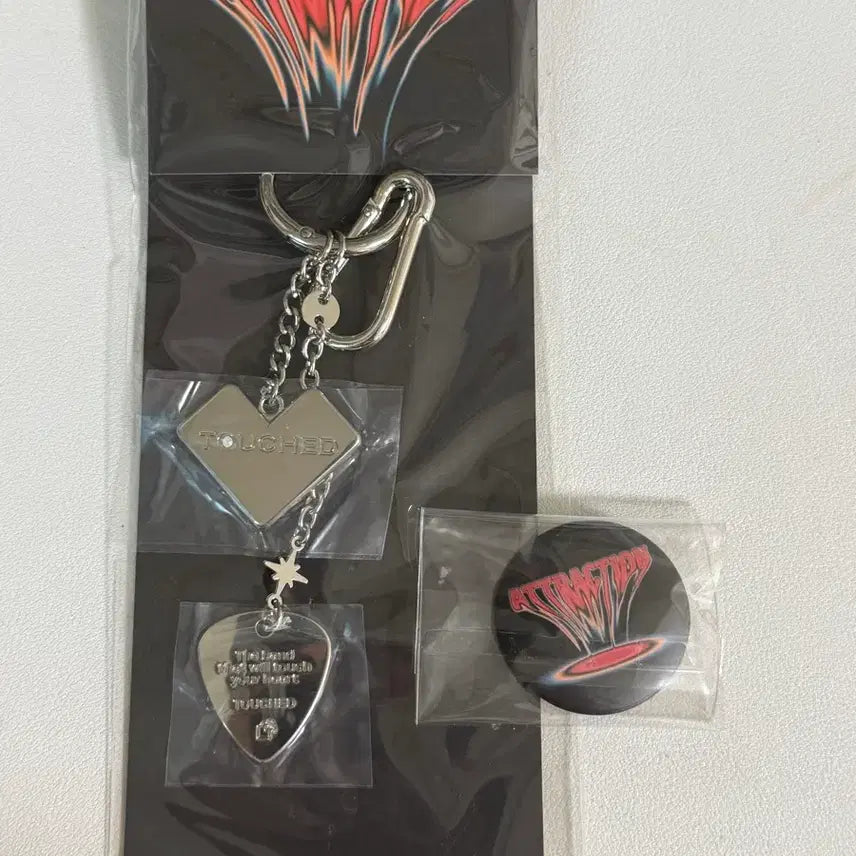 [BUNJANG] Touched Attraction Heart Metal Keyring / 터치드 MD 어트랙션 하트 금속 키링
