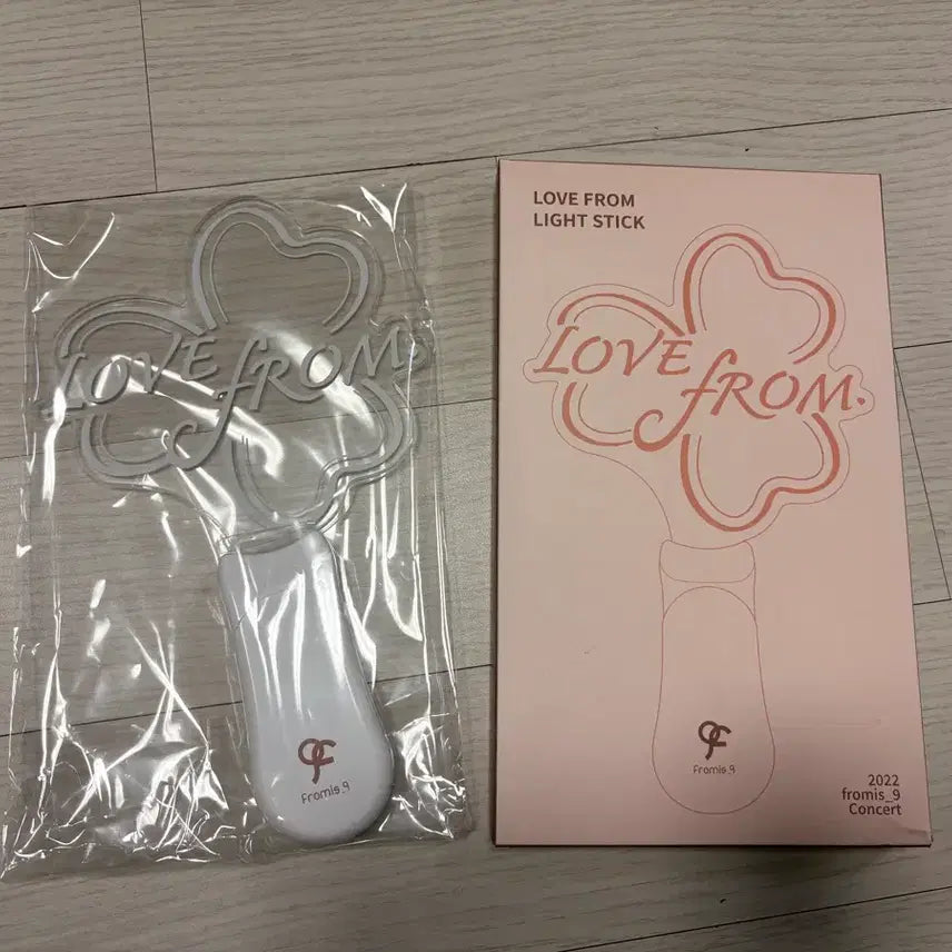 [BUNJANG] fromis_9 LOVE FROM Official Lightstick / 프로미스나인 LOVE FROM 응원봉