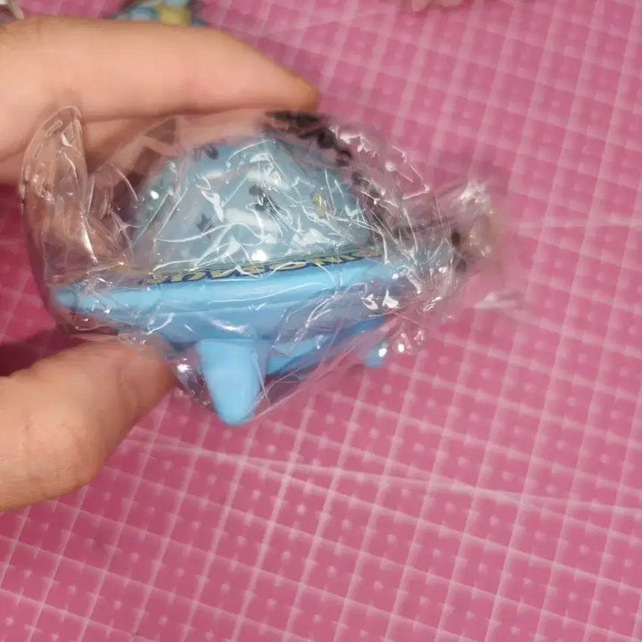 [BUNJANG] Sky Blue UFO Light Gacha Keyring / 하늘색 ufo 라이트 가챠 키링