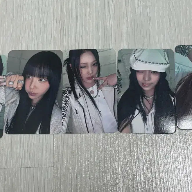 [BUNJANG] Kibitz Debut Busking Photocard Set / 키비츠 포카