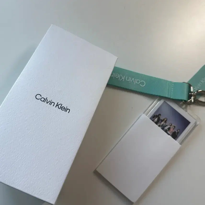 [BUNJANG] NewJeans Calvin Klein Photocard / 뉴진스 캘빈클라인포카