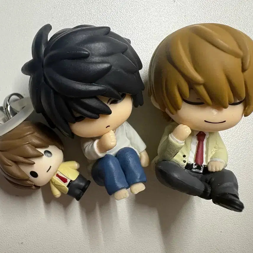 [BUNJANG] Death Note Light Yagami &amp; L Shoulder Buddy Bundle / 급처) 어깨쿵 메지루지 데스노트 라이토 엘 일괄