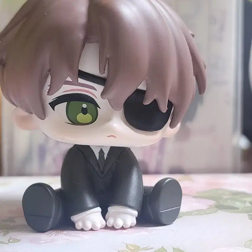 [BUNJANG] Gwaedam Cheulgeun Baeksaheon All-Sitting Figure / 괴담출근 괴출 백사헌 모두앉아 피규어 재양도