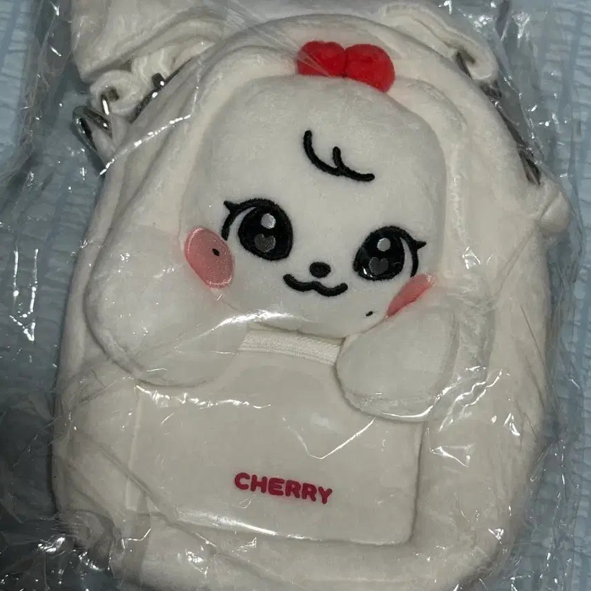 [BUNJANG] Mini Brilli Cherry Crossbag / 아이브 장원영 미니브 체리 크로스백 미개봉