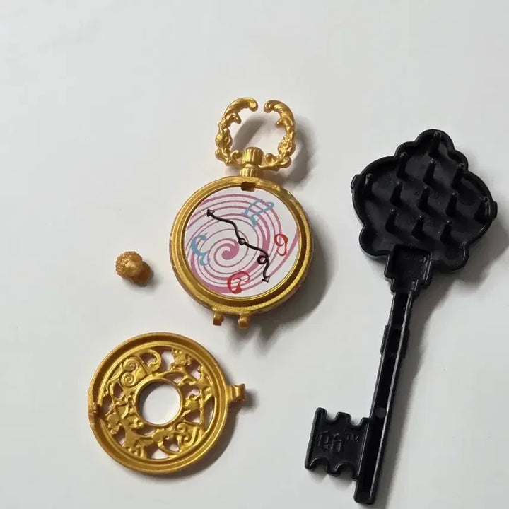 [BUNJANG] Ever After High Lizzie Hearts Prop / 에버에프터하이 리지하트 소품