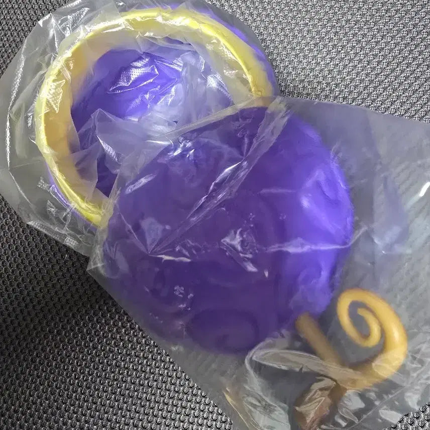 [BUNJANG] Baskin Robbins x One Piece Gomu Gomu no Mi Item / 배스킨라빈스 원피스 콜라보 고무고무열매