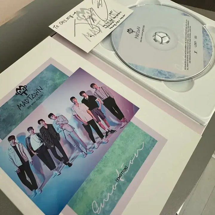 [BUNJANG] MADTOWN Mini Album Vol. 3 EMOTION Autographed CD / 매드타운(MADTOWN) 미니 3집 앨범 EMOTION 친필싸인 CD(비매)