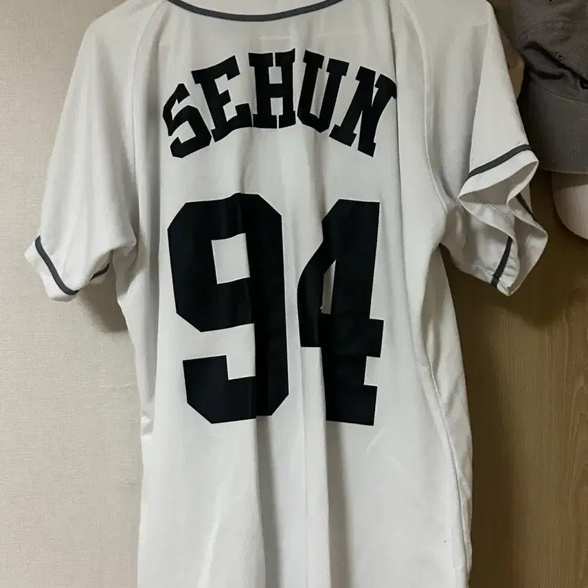 [BUNJANG] EXO Sehun 94 Retro Uniform / 엑소 세훈 94 구 유니폼 팝니다