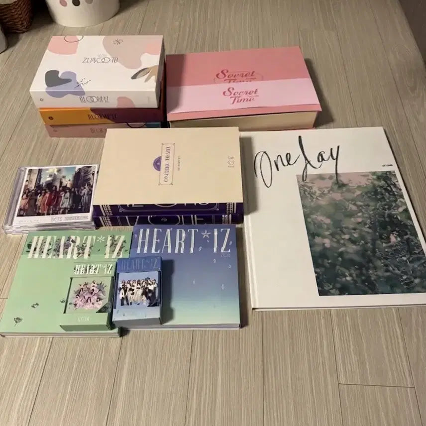 [BUNJANG] IZ*ONE Album Bundle Set / 아이즈원 앨범