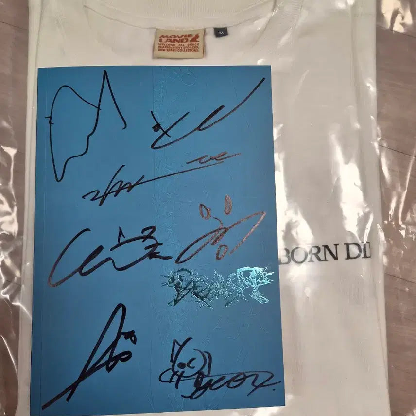 [SOLD OUT] [BUNJANG] ALPHADRIVEONE ALD1 BORN DIRE Signed Album / 알파드라이브원 ALD1 BORN DIRE 친필 싸인 앨범 비매